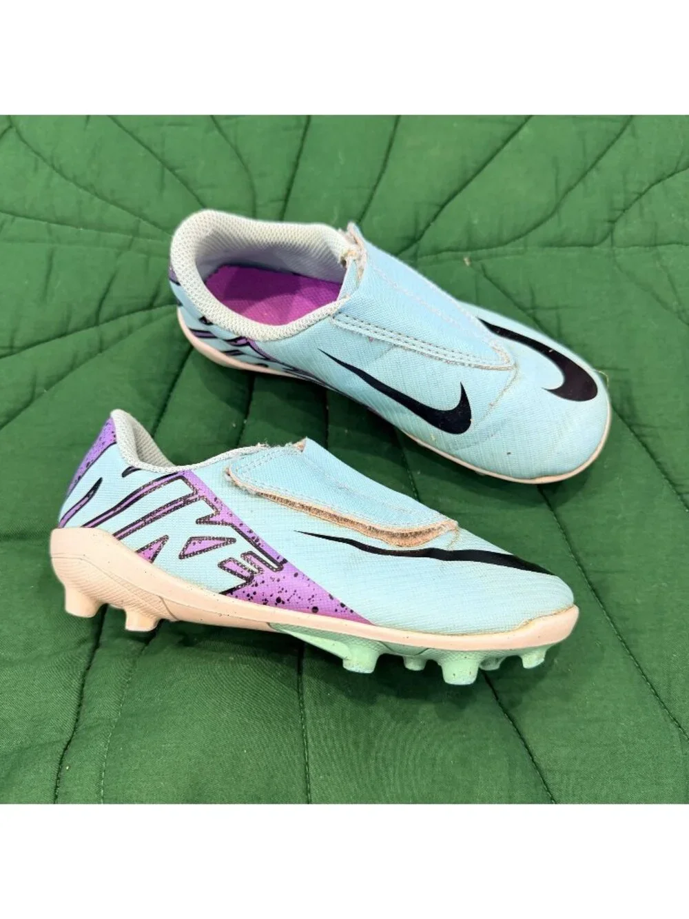 Nike Kids 11C Mercurial Vapor 15 Soccer Cleats Hyper Turquoise